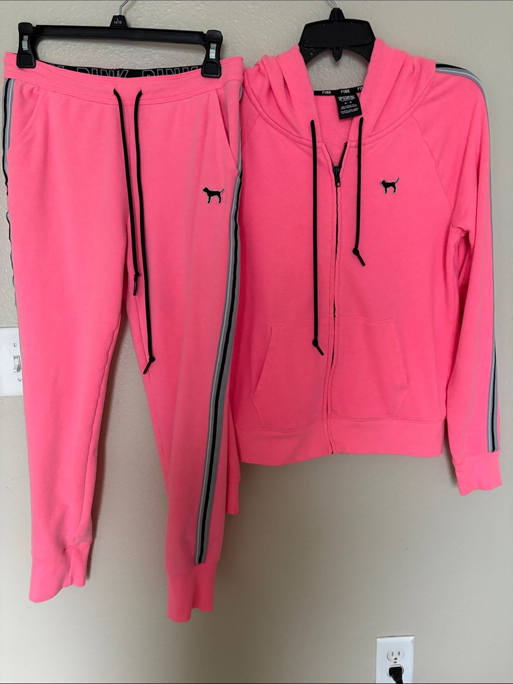 VS PINK Medium LIGHT SWEAT JACKET AND  Small PANTS